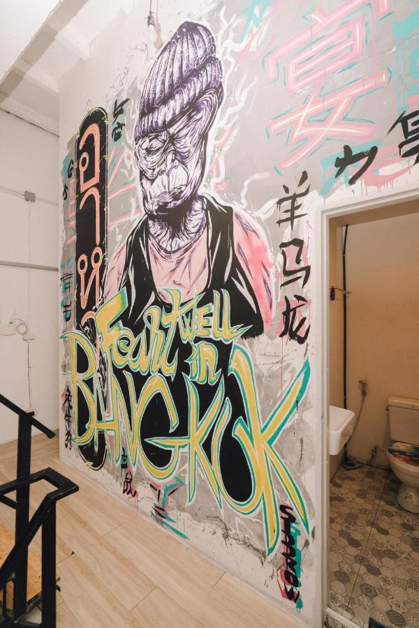 Liberta Hostel Bangkok Bagian luar foto