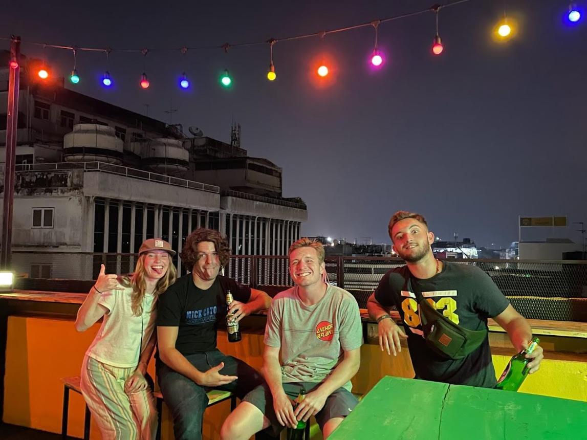 Liberta Hostel Bangkok Bagian luar foto
