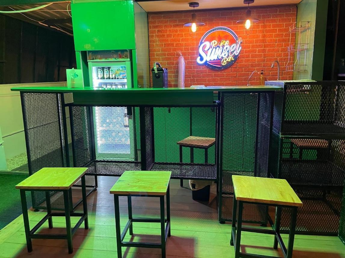 Liberta Hostel Bangkok Bagian luar foto